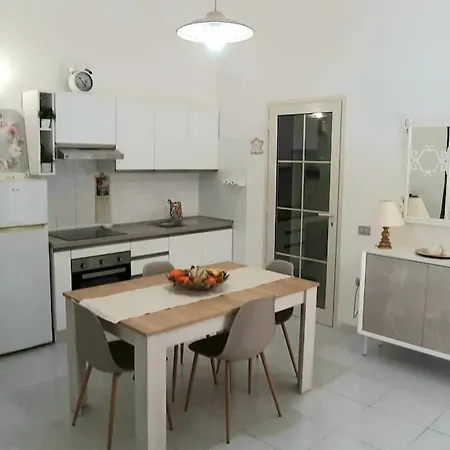 Casa Pillo Nereidi - 30 M Dal Mare E Con Vista Mare