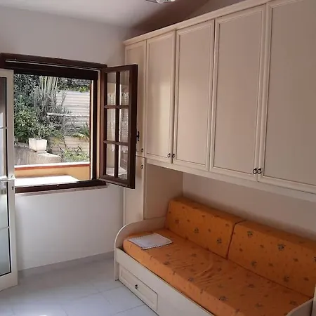 Casa Pillo Nereidi - 30 M Dal Mare E Con Vista Mare Apartmán *