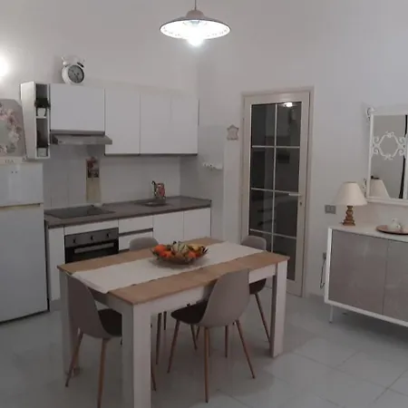 Apartment Casa Pillo Nereidi - 30 M Dal Mare E Con Vista Mare